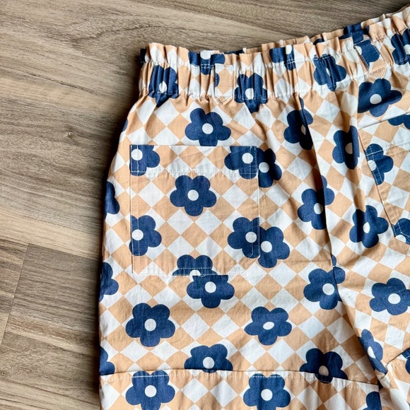 Maeve by Anthropologie Retro Floral Argyle Elastic Waist Paperbag Shorts Size M - Picture 10 of 15